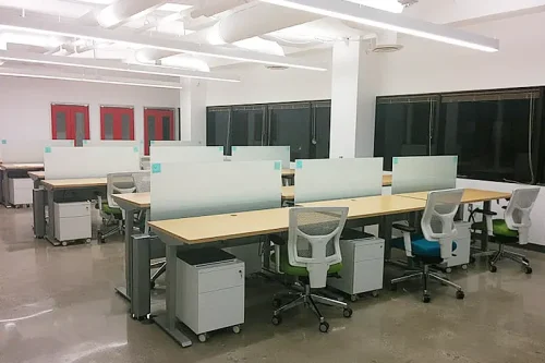 img-gallery-office-type1-benching-desks01