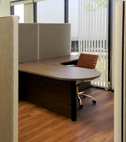img-gallery-office-type3-benching-desks02